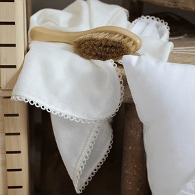 Bambusová plienka s čipkou vanilka 43x43cm