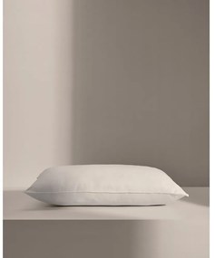 Vankúš 50x80 cm Fluff – Kave Home