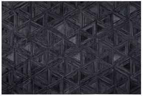 Kožený koberec 140 x 200 cm čierny KASAR Beliani
