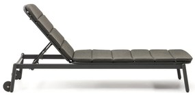 Čierne kovové záhradné ležadlo Marcona – Kave Home