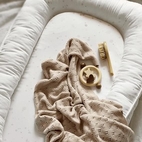 Hniezdo pre bábätko ružové fľaky