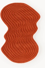 Ručne tuftovaný vlnený koberec v organickom tvare Aliza