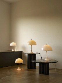 Louis Poulsen Stolní lampa Panthella 320 Opal Beige