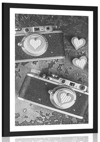 Plagát s paspartou dva retro fotoaparáty v čiernobielom prevedení - 30x45 white