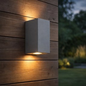 Moderné vonkajšie nástenné svietidlo sivé 2-svetlá IP44 - Pompei