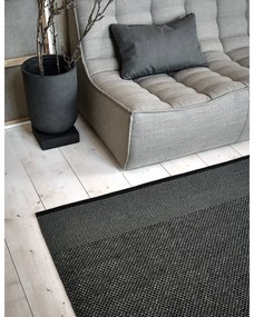 Antracitový vnútorný a vonkajší koberec 60x85 cm Edit Charcoal – Pappelina