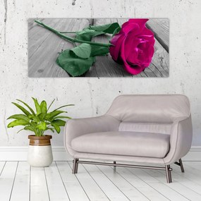 Obraz - Ružová ruža so zelenou stonkou (120x50 cm)