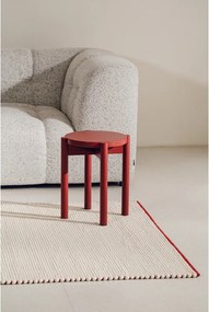 Červená stolička z bukového dreva Hopp – noo.ma