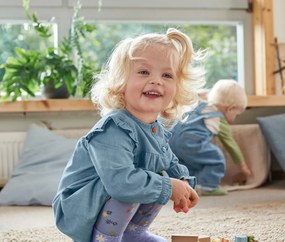 Drevený kvetinový záhon