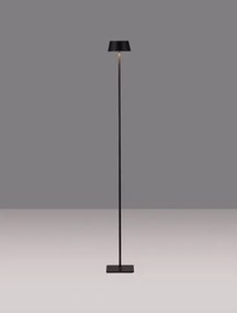 Vonkajšia stojaca lampa Persea