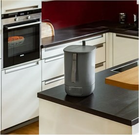 Sivý kompostér 10,6 l Bokashi – Plastia