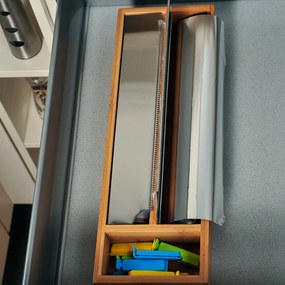 Drevený organizér na fólie s rezačkou Triple, 39,5x13x5,5 cm