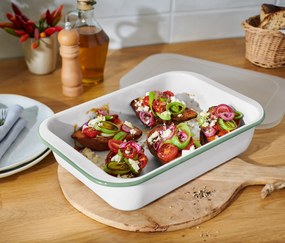 Smaltovaná zapekacia misa s vekom