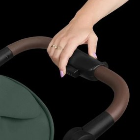 Lionelo - Športový kočík EMMA ONE zelená/čierna