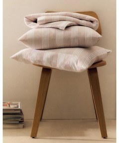 Červený/biely bavlnený prešívaný pléd 240x260 cm Macie – Kave Home