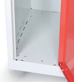 Plechová šatníková skrinka S8 na sokli, 2-dverová, 1800 x 600 x 500 mm, otočný zámok, tmavo sivé dvere