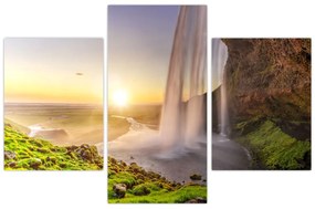 Obraz - Seljalandsfoss spoza vnútra jaskyne (90x60 cm)