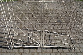 Oblúk na ruže Mel s bránkou - Krémová antik