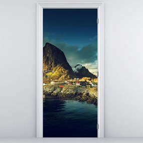 Fototapeta na dvere - Rybárska dedina v Nórsku (95x205cm)
