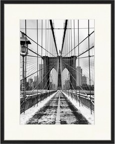 Nástenná dekorácia v ráme Brooklyn Bridge Covered with Snow