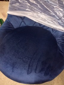 AKCIA Modrá barová stolička VELVET KAST s čiernou nohou II. akosť