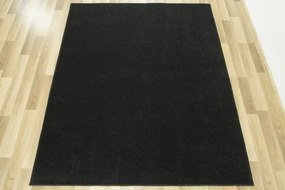 Metrážny koberec Lima 790 čierny