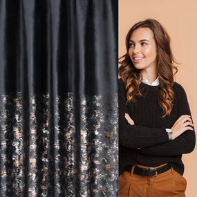 Dekorstudio Zamatový záves MARIELA zdobený jemnou potlačou vetvičiek - čierny