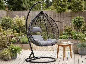 Čierne závesné kreslo KOKON so stojanom, svetlý vankúš