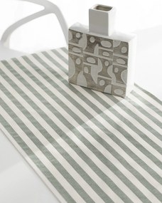 Bežec s volánom 40x160 cm farba produktu zelená látka vzorované