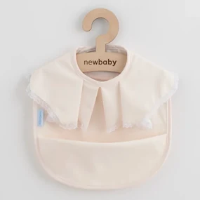 Luxusný umývateľný podbradník New Baby 34x25 cm girl