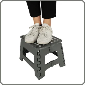 IKO Skladacia plastová stolička – sivá 22cm