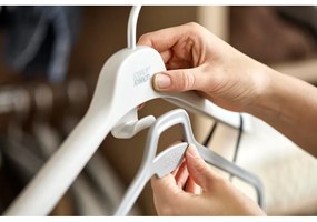 Plastové vešiaky v súprave 2 ks Orderly – Joseph Joseph