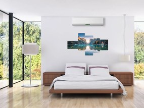 Obraz vodnej hladiny v horách