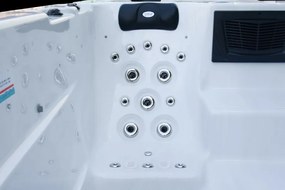 Swim Spa SR 850, 580 x 220 x 130 cm