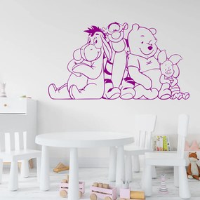 Veselá Stena Samolepka Macko Pú a kamaráti Farba: fialová, Veľkosť: 100 x 55 cm