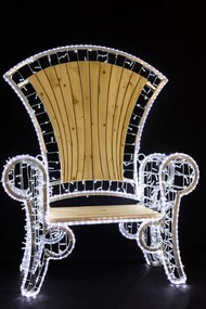 DECOLED Vianočná vonkajšia stolička, 850 LED, drevené sedadlo, 36V, 36W