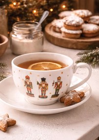 Porcelánová šálka s tanierikom s Luskáčikmi Happy Little Christmas - 12*9*6 cm / Ø 14*2 cm / 200 ml