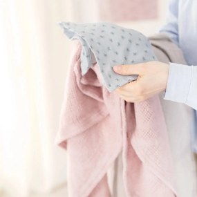 Ružová pletená detská deka z bio bavlny 80x80 cm Lil Planet – Roba