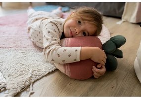 Ružový prateľný ručne tkaný bavlnený detský koberec 100x150 cm Ramona the Radish – Lorena Canals