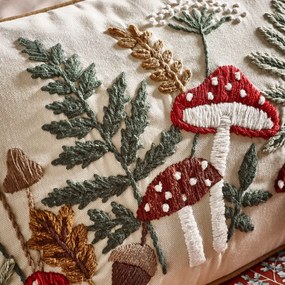 Bavlnený dekoračný vankúš 30x50 cm Embroidery Woodland – Catherine Lansfield