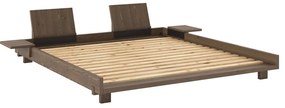 Hnedá dvojlôžková posteľ z borovicového dreva s roštom 180x200 cm Social – Karup Design
