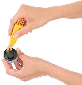 Čistiaca kefka 3 v 1