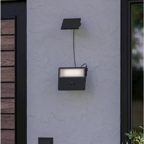Eglo 901086-LED Solárne nástenné svietidlo PANETTIERI LED/8,7W/3,7 1800mAh IP44 čierne