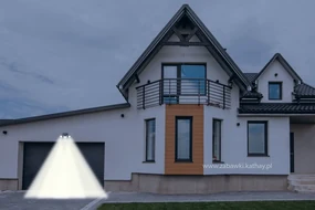 Solárne záhradné svietidlo LED s pohybovým senzorom, 4 režimy