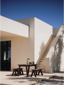 Tmavohnedá drevená záhradná lavica Navo – noo.ma