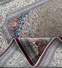 Koberec Anatolia Silk 32510 RED – červený s orientálnym vzorom Rozmer: 240x330 cm