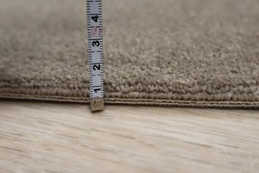 Lano - koberce a trávy Metrážny koberec Nano Smart 261 hnedý - Kruh s obšitím cm