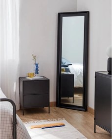 Čierny oceľový nočný stolík Shantay – Kave Home