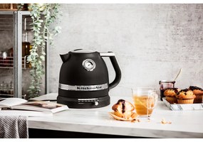 Rýchlovarná kanvica KitchenAid Artisan 1,5 l z čiernej liatiny, 5KEK1522EBK