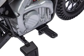 Ramiz Motor vozidla HONDA CFR450R Čierna